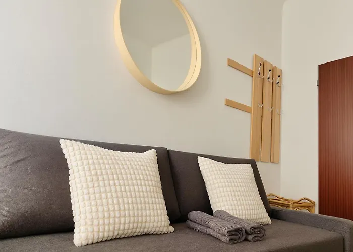 Cosy Near Schoenbrunn Appartement Wenen
