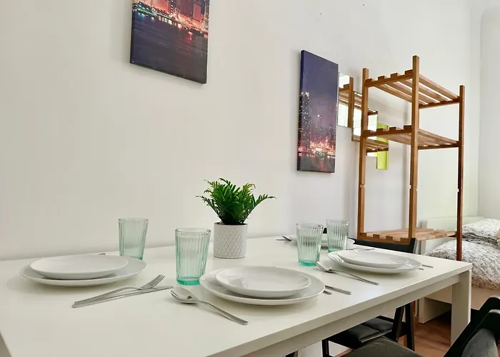 Appartement Cosy Near Schoenbrunn Wenen